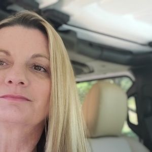 Meet your Posher, Tina